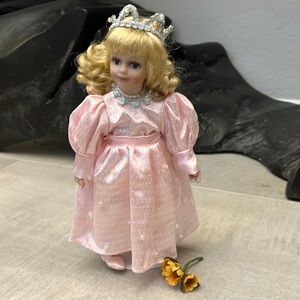 Glinda the good witch from Wizard of Oz